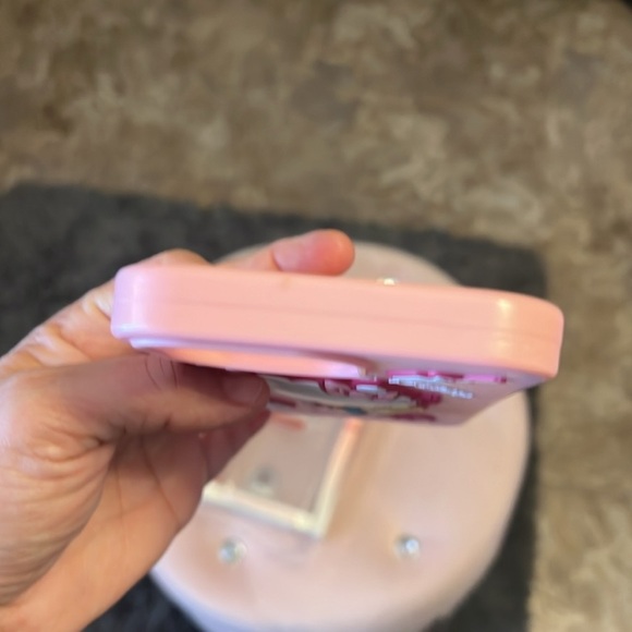 Hello Kitty Pink Phone Case - Picture 4 of 5